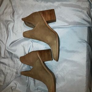Ankle. Booties